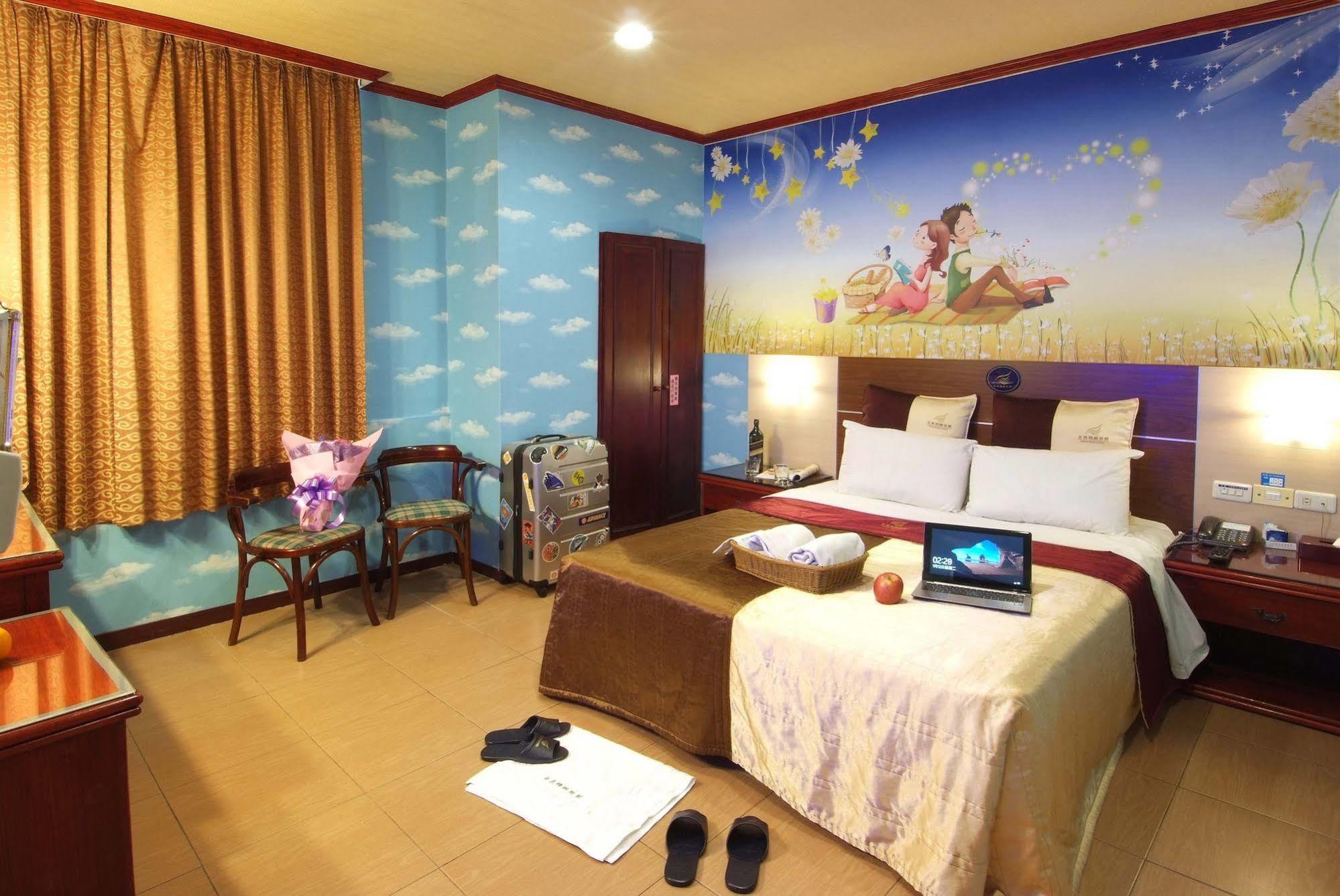 Golden Swallow Hotel Χσιντσού Εξωτερικό φωτογραφία