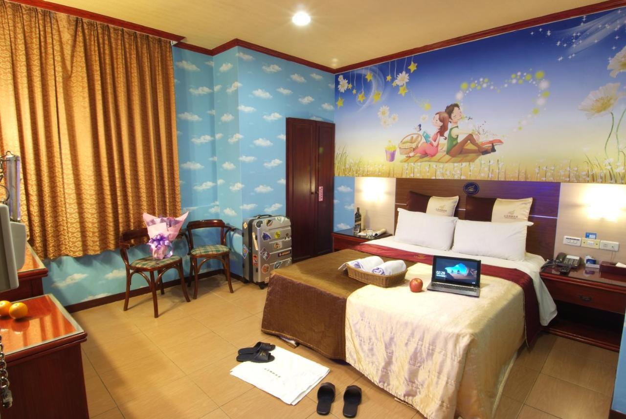 Golden Swallow Hotel Χσιντσού Εξωτερικό φωτογραφία
