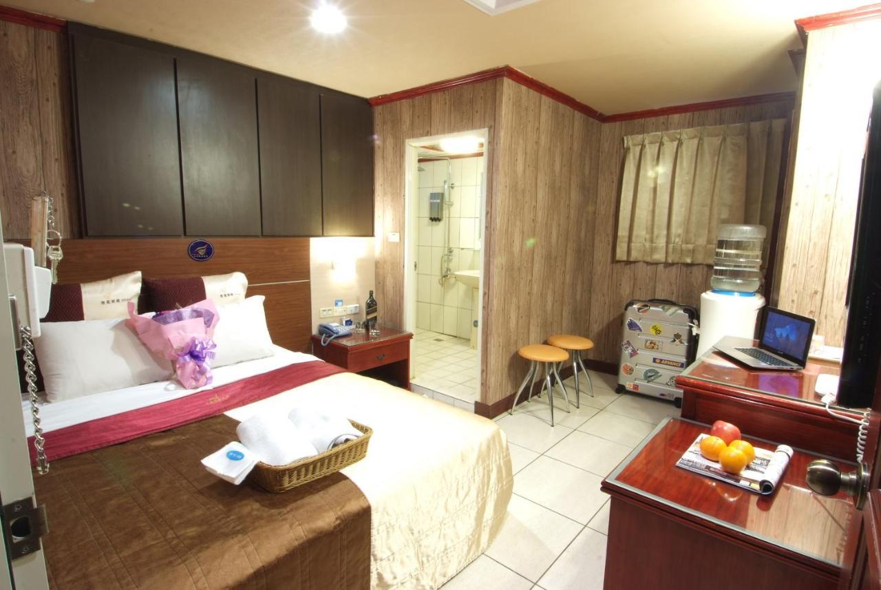 Golden Swallow Hotel Χσιντσού Εξωτερικό φωτογραφία